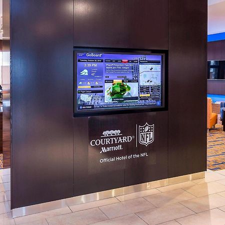 Courtyard By Marriott Bismarck North Hotel Exterior foto